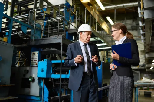 consultant and plant leaders rebuilding a lean system on the production floor
